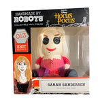 Cargar imagen en el visor de la Galería, Funko Pop 013 Sarah Sanderson Tejida – Hocus Pocus | Figura Coleccionable
